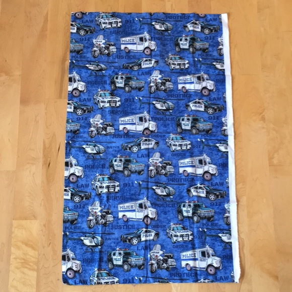 Back The Blue đź’™ Police / Law Enforcement Print Quilting Fabric - Picture 2 of 8
